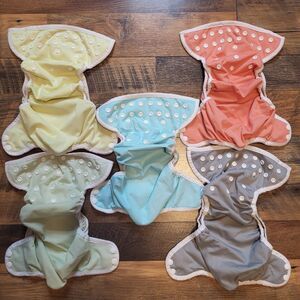 Thirsties One Size Cloth Diaper Lot of 5 Snap Closure Pockets Solids